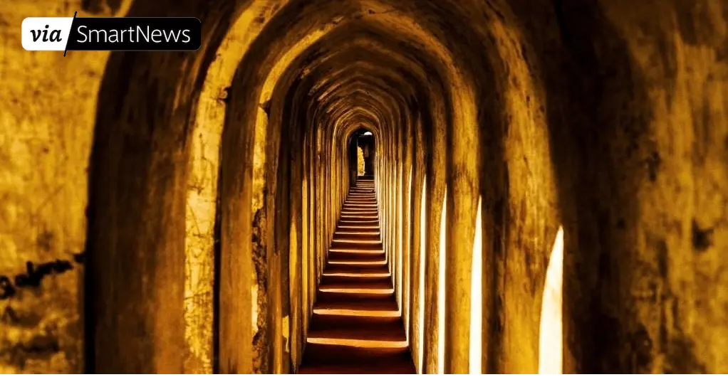 Archaeologists find 4281-foot-long secret tunnel beneath ancient Egyptian temple (Good)